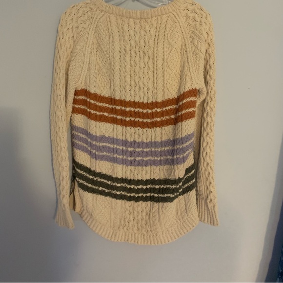 LL Bean Signature Sweater - Picture 2 of 5